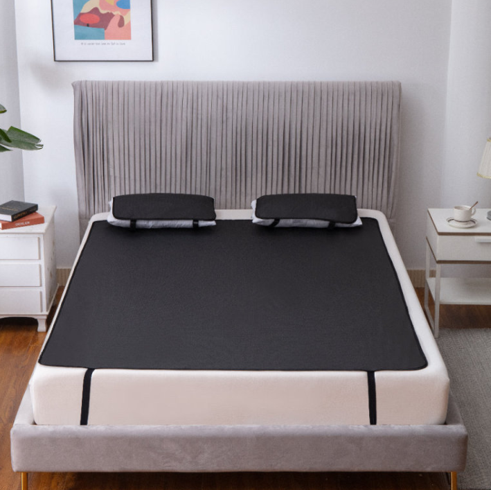 Grounding Bedspread